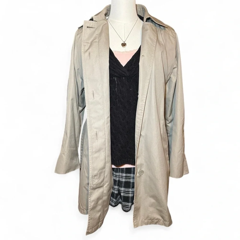 London Fog Classic Tan Trench Coat - Picture 2 of 8